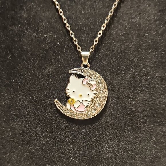 Hello Kitty “ I Love You To The Moon And Back” 2 Sided Necklace NIB - Picture 2 of 5